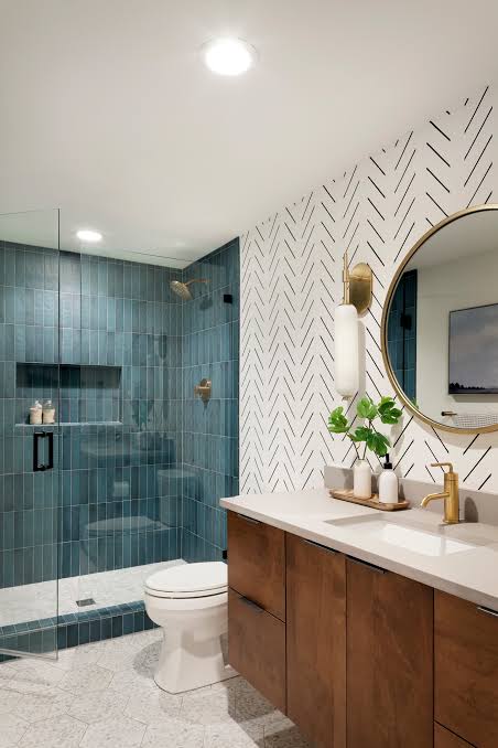 Freshly cleaned modern bathroom